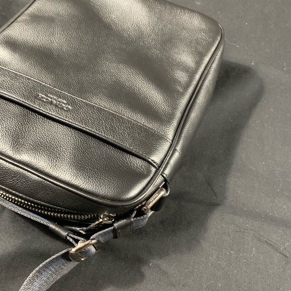 Coach Messenger Bag - Picture 3 of 4